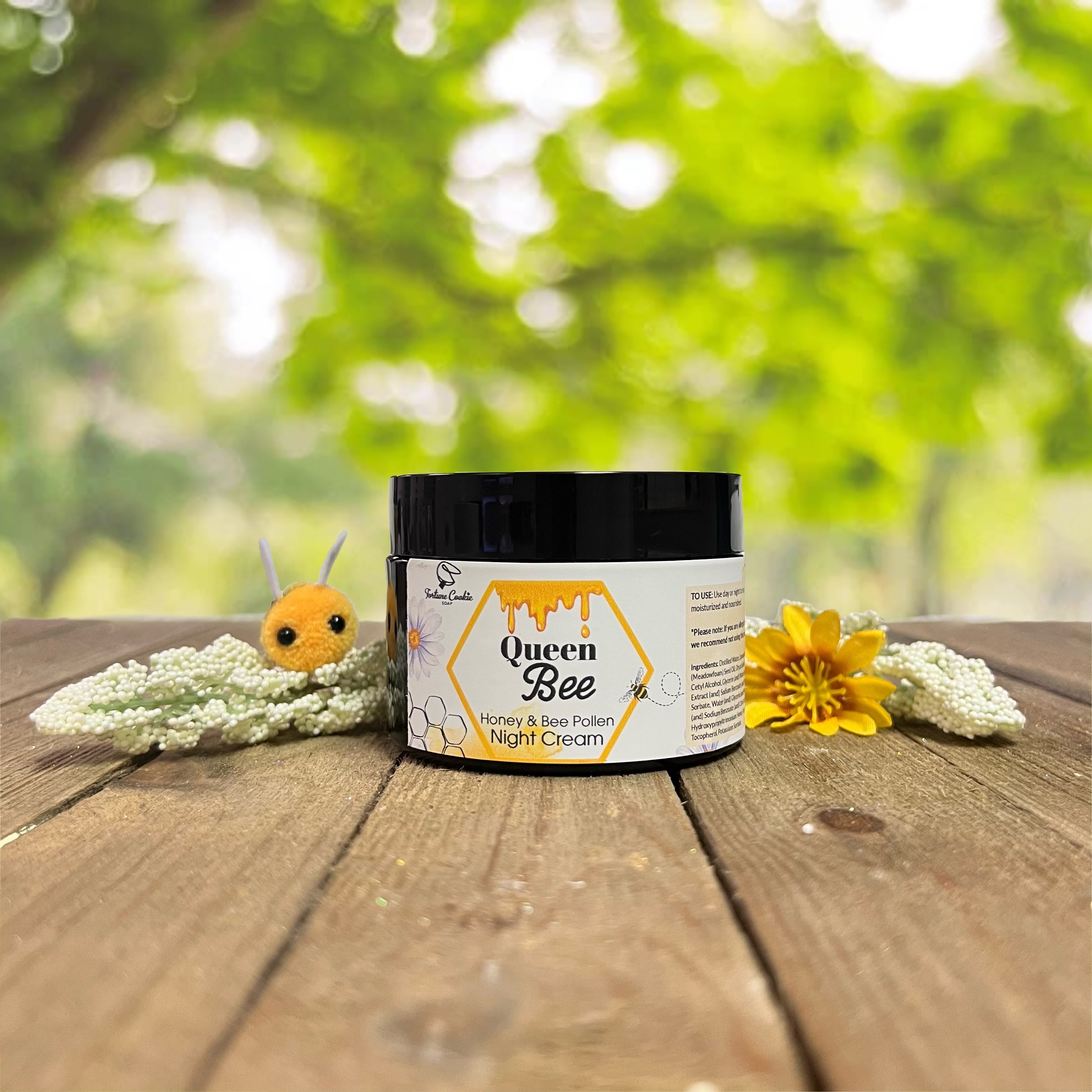 QUEEN BEE Honey & Bee Pollen Night Cream