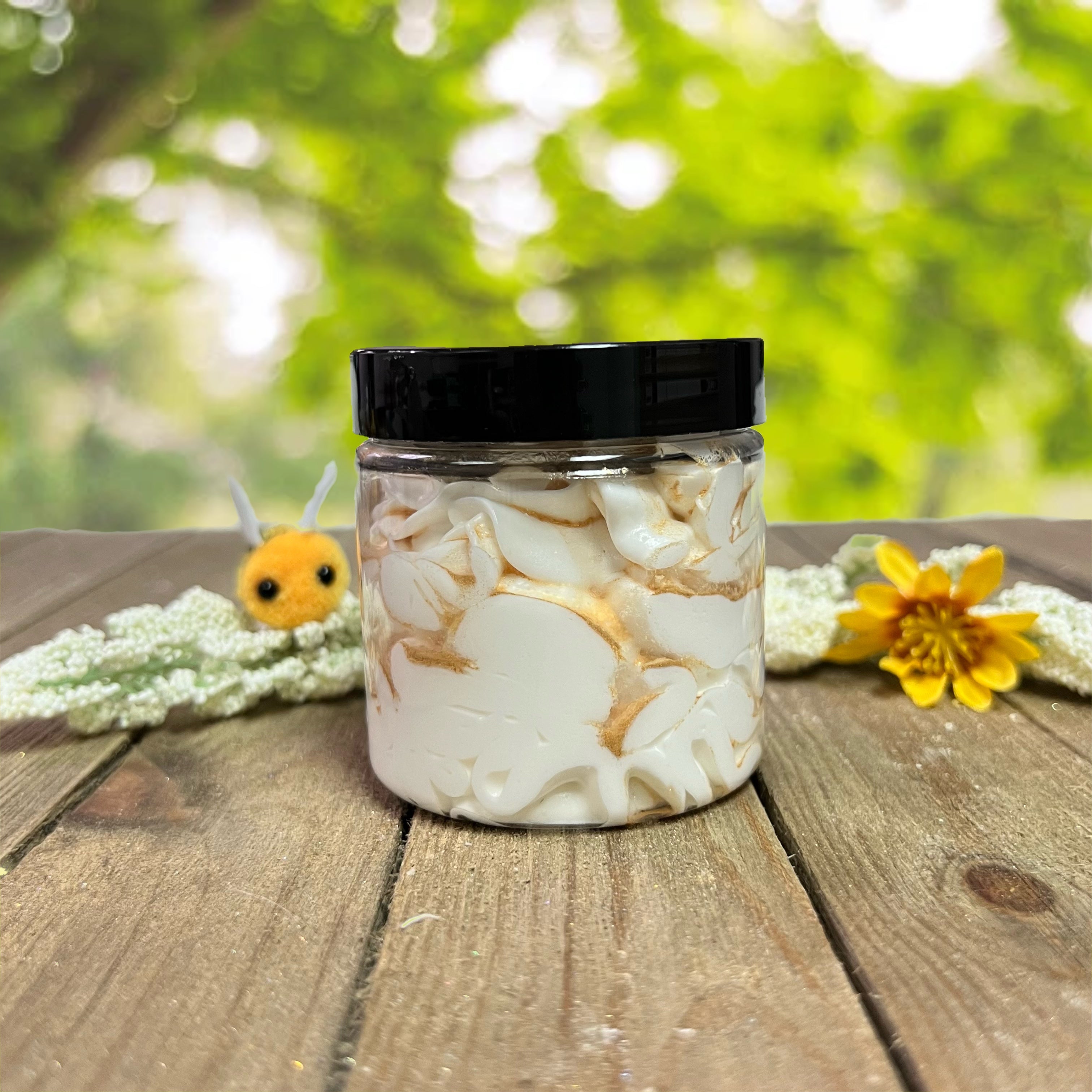 BEE YOURSELF Body Frosting