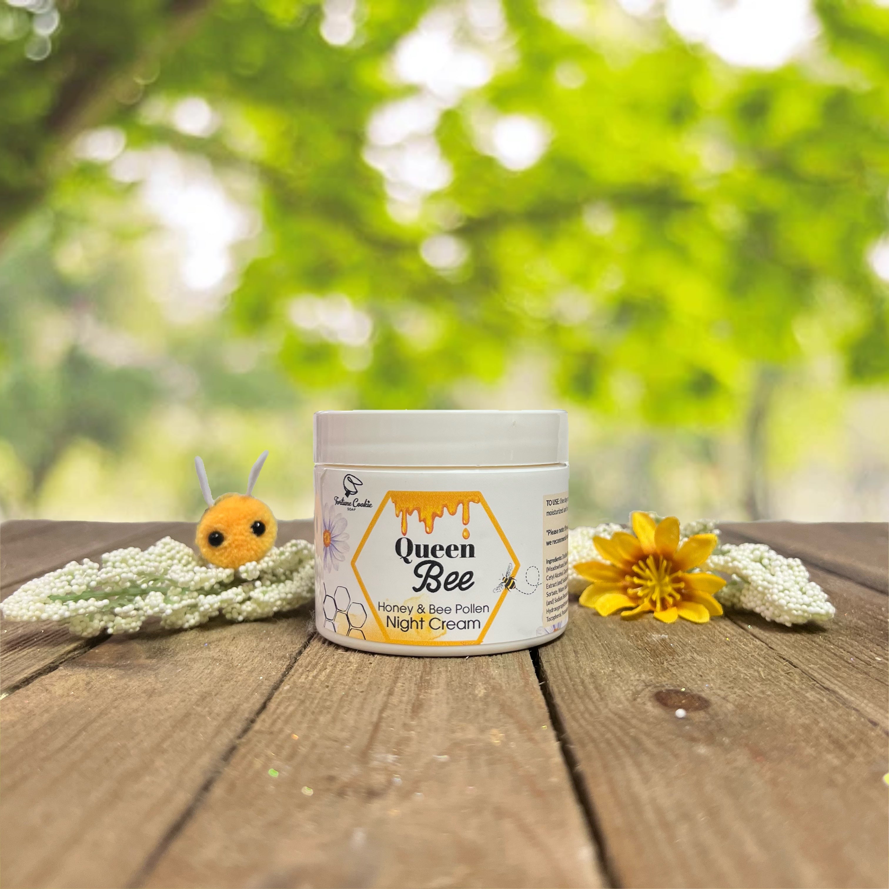 QUEEN BEE Honey & Bee Pollen Night Cream