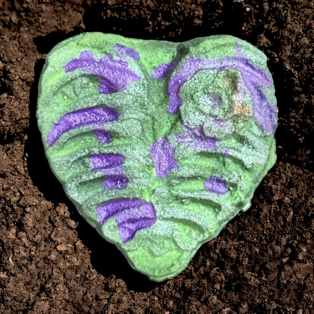 LIVING DEAD GIRL Bath Bomb